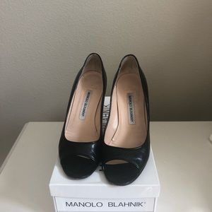Manolo Blahnik peep toe heels size 37.5
